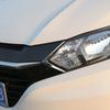 2 ks ABS chromové samolepky na trojúhelníkové kryty světel pro Honda HRV HR-V Vezel 2014 - 2022 Dekorační příslušenství