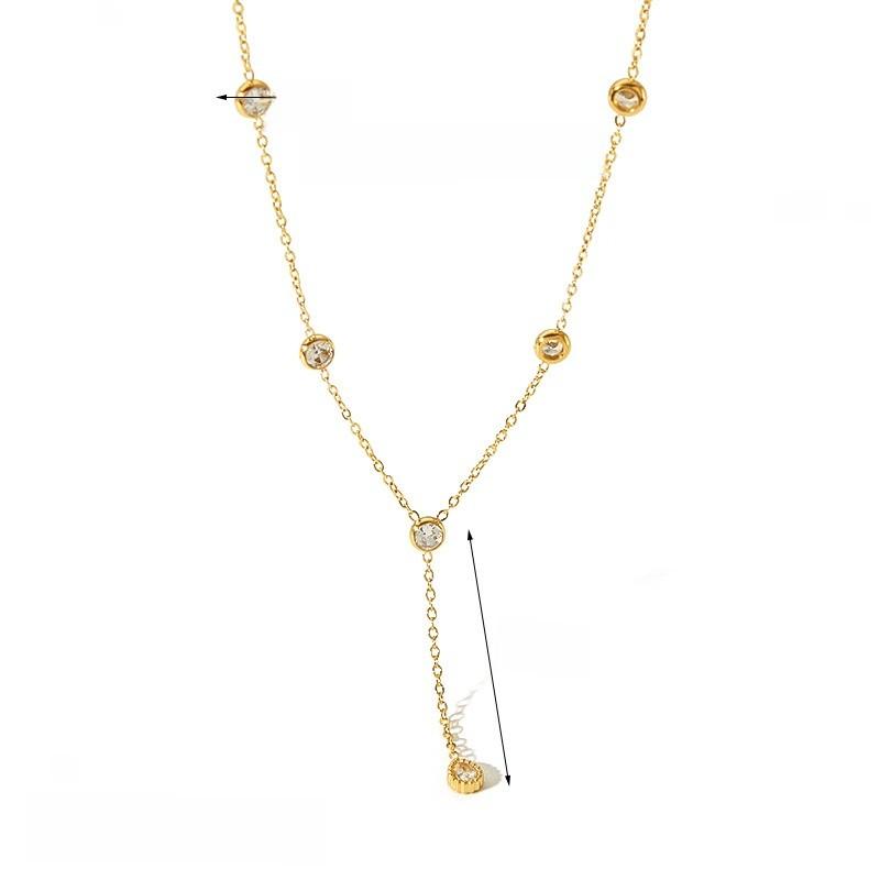 Geometric Necklace With Diamonds In 18k Gold For Women Fashion Accessory