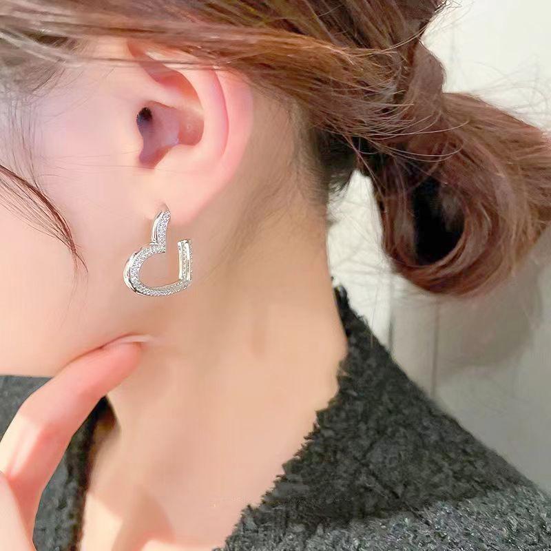 Exaggerated European & American Heart Hoop Stud Earrings with Full Diamond Drops – Super Shiny Trendy Ear Accessories
