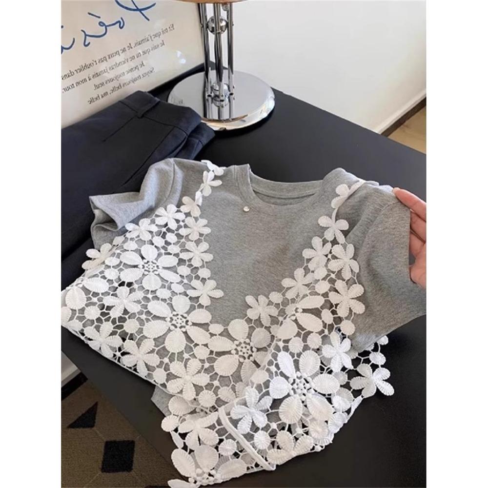 Fashionable and stylish hollow crochet spliced round-neck short-sleeved fake two-piece T-shirt women's popular top