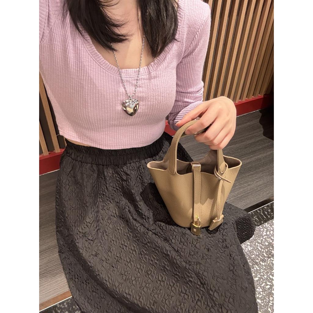 Cross-border direct supply, first-layer cowhide mini vegetable basket 14cm exquisite handbag, hand-held high-end versatile bucket bag