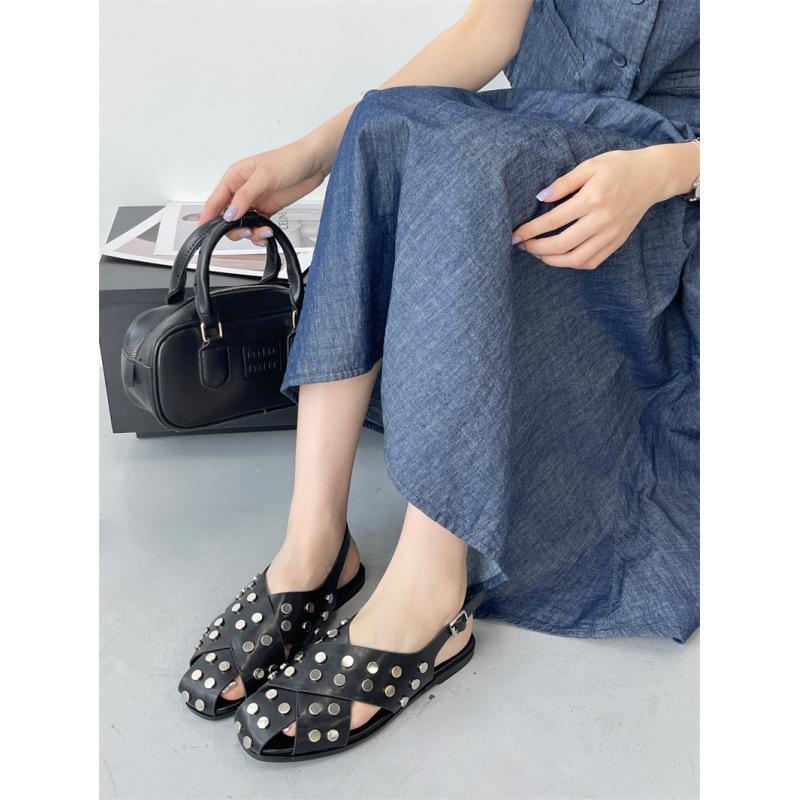 

2025 new bag head flat bottom cool slippers rivet women s sandals 43 чёрный