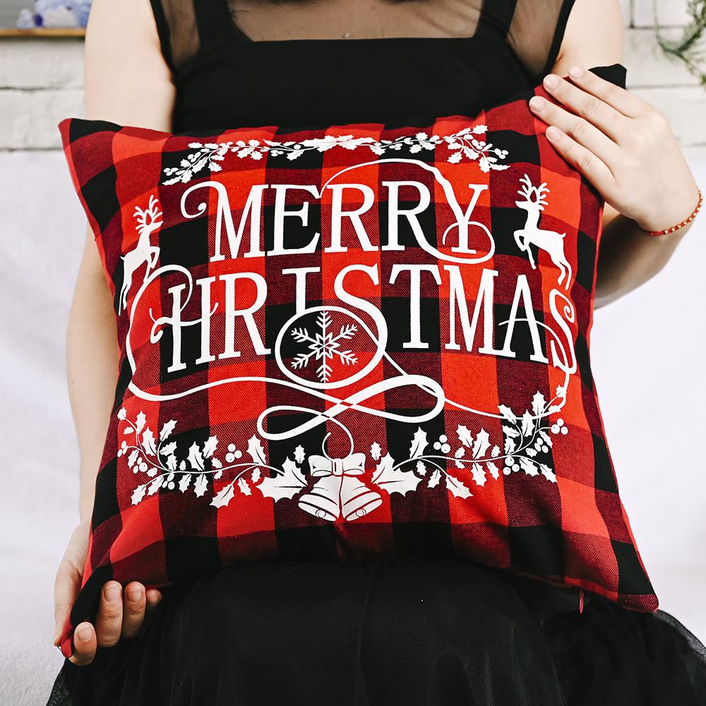 Charming Rustic Christmas Decor With Creative Elk Design Burlap Pillow Cover