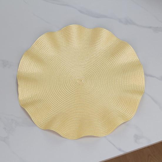 Handwoven Round Placemat Waterproof Heat-Resistant Table Mat for Dining Non-Slip Rustic Kitchen Decor for Home Restaurant