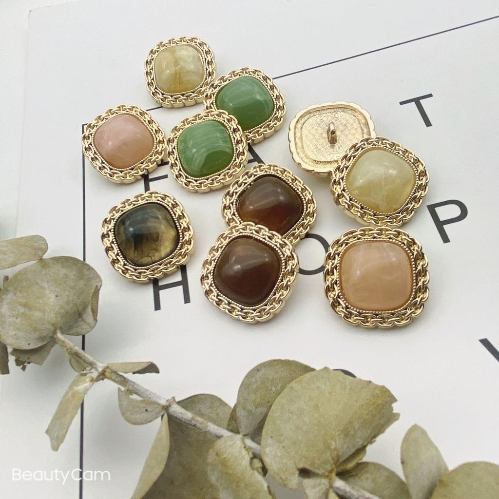 5 Stück 5 Stück Xiaoxiangfeng Handgemacht DIY Perlglanzfarbe Hanfseil Kantenkette Harz Metall Kombination Schnalle Dekorative Accessoires Kleidungsknöpfe