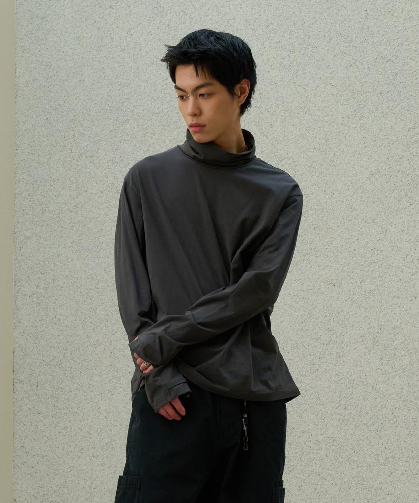 DESIRED Essential Turtleneck T-Shirt-Ffsk5111C09