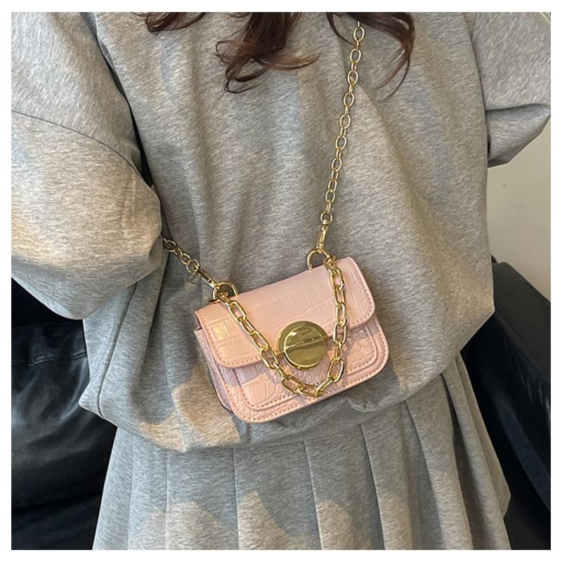 New crocodile pattern texture girls shoulder bag bag love lock accessories small bag girls go out small bag