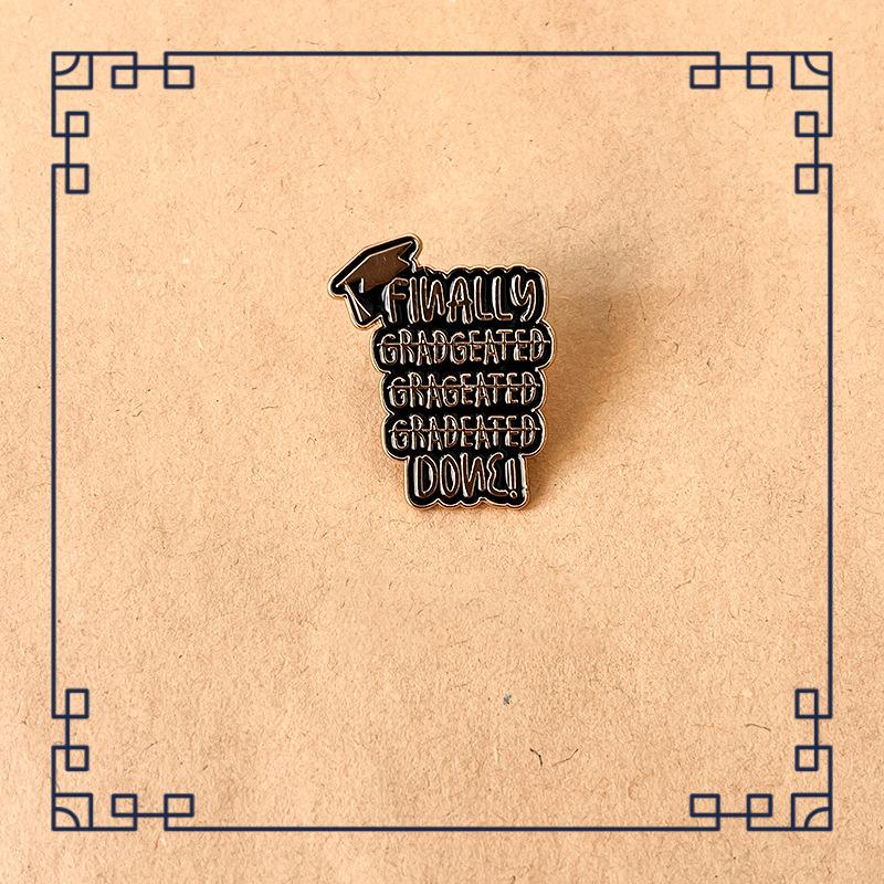 Creative Graduation Gift Metal Enamel Brooch Clip Fashion Book Hat Flower Badge Men Women Clothing Pin Fashion Jewelry Accessori
