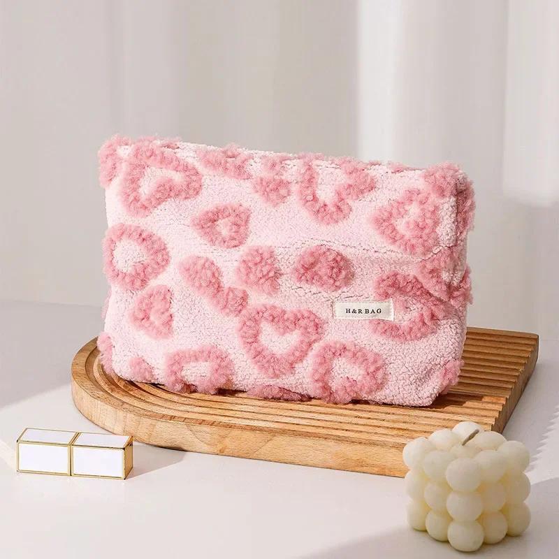 Fluffy Cute Heart Makeup Bag for Travel Daily Use Portable Pink Cosmetic Pouch for Lipstick Skincare Storage Organizer Handbags