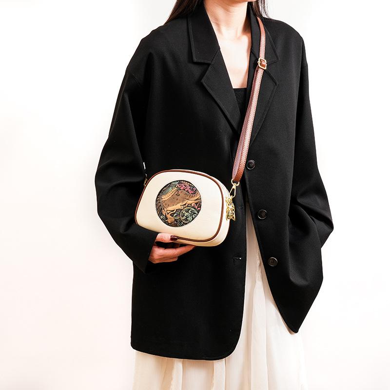Women's Bag - Retro and Simple Chinese Style Bag - Shoulder Bag with Trendy and Fashionable Small Round Shape