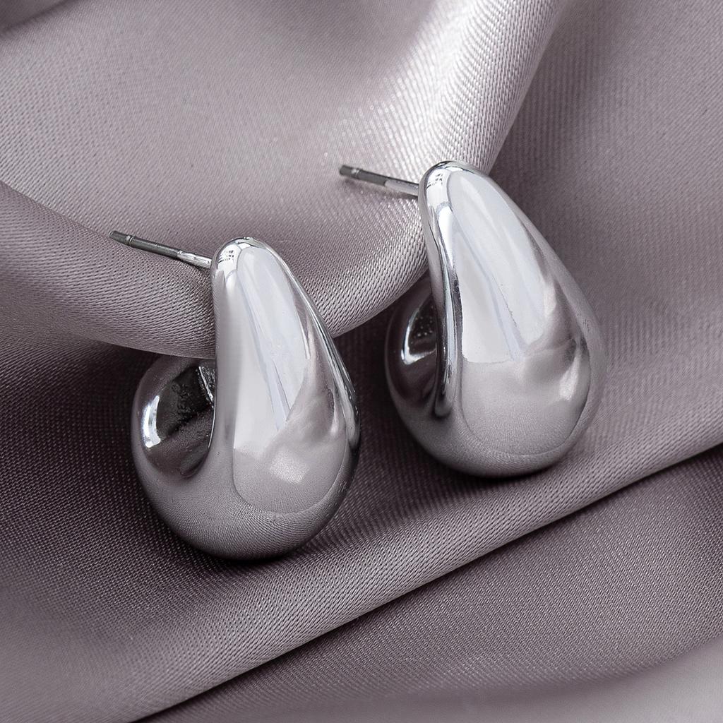 Wassertropfen-Ohrringe Nische High-End Design Stecker Ohrringe Einzigartige Temperament-Ohrringe