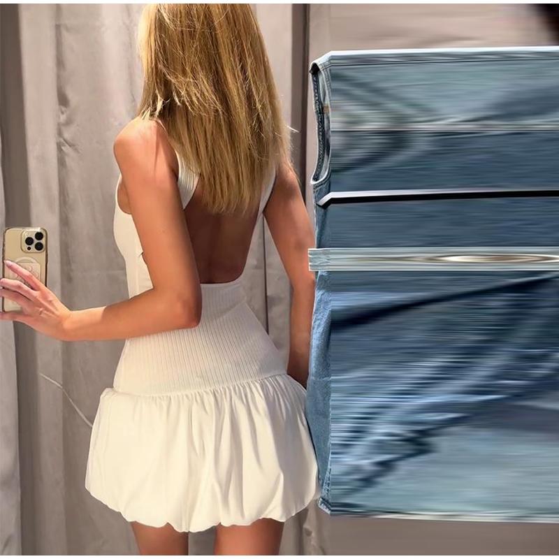 Вязаное плиссированное бальное платье с открытой спиной — фото 6