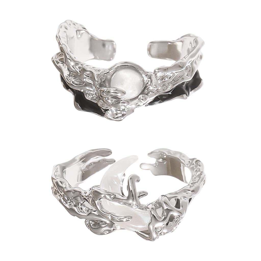 Luxurious Alloy Material Romantic Couple Rings with Artistic Engravings for Weddings and Special Occasions