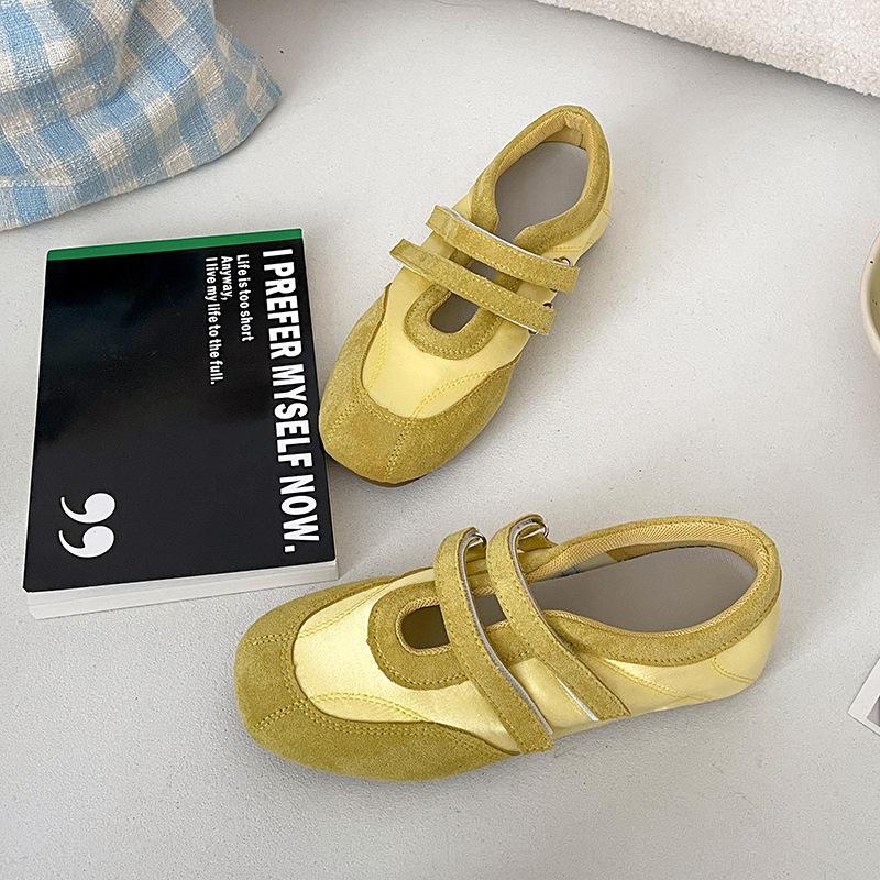 Fashion Trend Retro Silver Light Mouth Flat Sole Shoes Women's Summer 2025 New Versatile Inner Height Increase Mary Jane Shoes