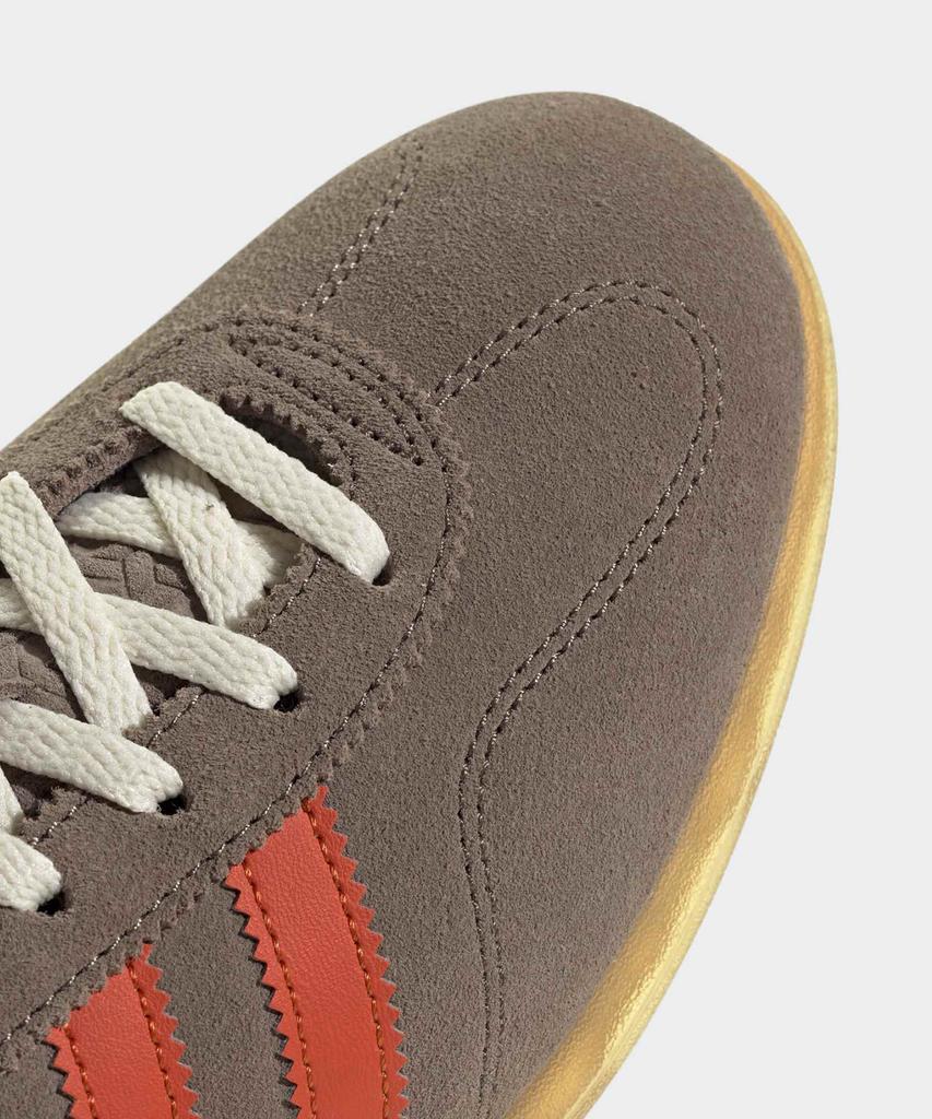 adidas Gazelle Low Pro - Brown:Red / Jq7106