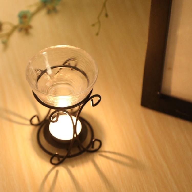 Modern Home Decorative Essential Oil Warmer With Glass Plate And Elegant Metal Frame For Warm Ambiances Creation