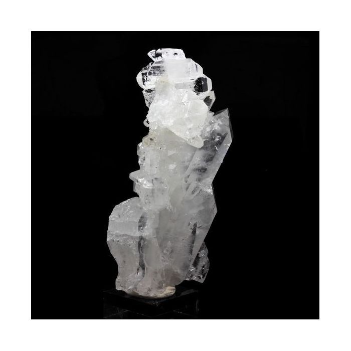 Pierres et Minéraux. Quartz à Ame (faden quartz). 222.2 ct. La Table, Chambéry, France. Rare.