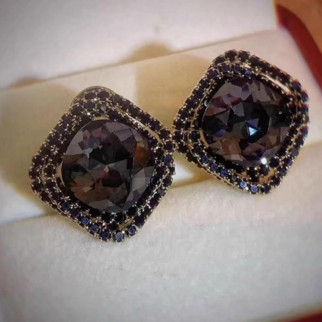 Orecchini a Lobo Diamante Geometrico Nero con Ago in Argento S925 - Collezione Autunno/Inverno Giapponese & Coreana per Donna