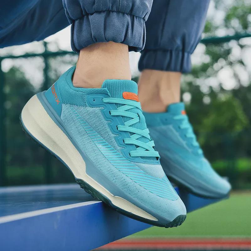 Pánské trendy ležérní běžecké boty na jaro/podzim 2024