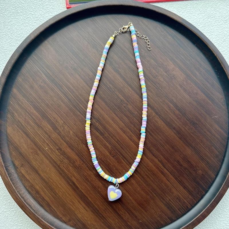 Modische Regenbogen Herz Anhänger Halskette für Damen Süßigkeiten Farbe Dopamin Perlen Halskette Auffällige Perlenkette Schmuck