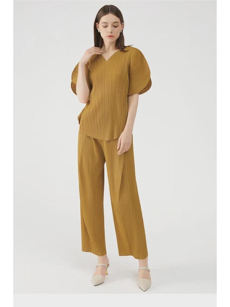 Miyake Women's Solid Color Slim Drape Straight Pants - New Spring/Summer 2025 Collection