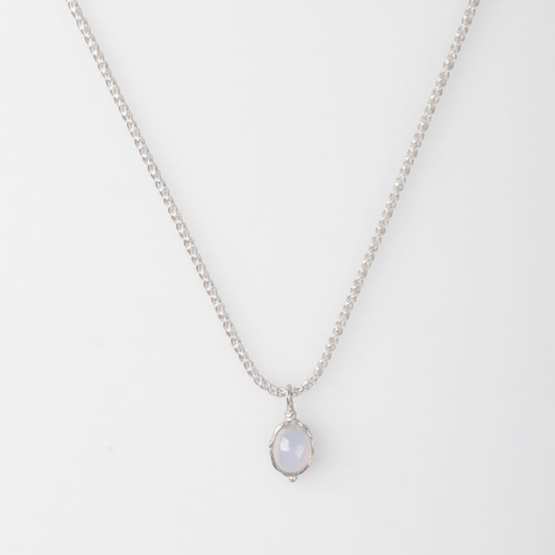 

BOLDIERE Flower drop necklace_ N16 Blue Chalcedonia