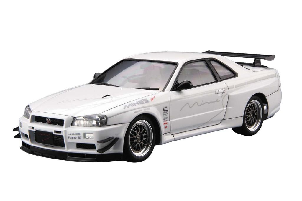 Aoshima Bunka Kyozai The Tuned Car 34 BNR34 Skyline Plastic Model Kit Co., Ltd. (AOSHIMA) No. 1/24 Mine's GT-R '02 (Nissan)