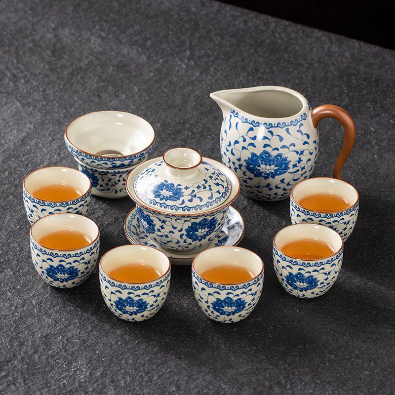 

Ru Kiln Blue and White Gaiwan Set – Premium Ceramic Kung Fu Tea Set for Elegant Home Ceremonies