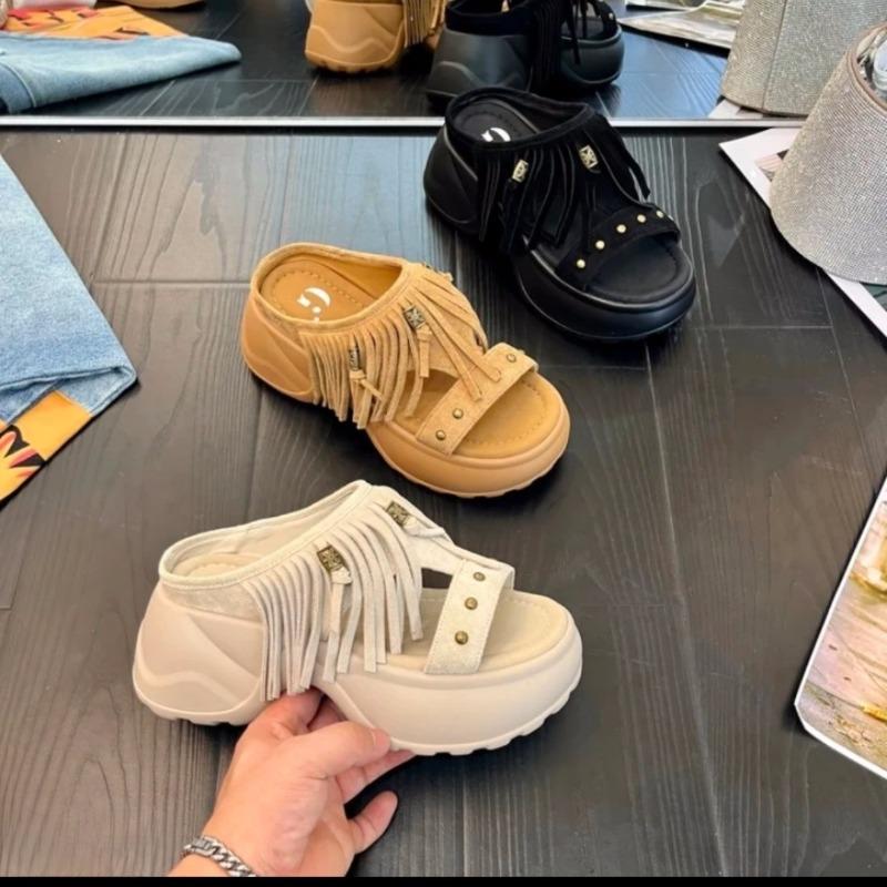 New Thick-soled Women's Slippers and Retro Shoes