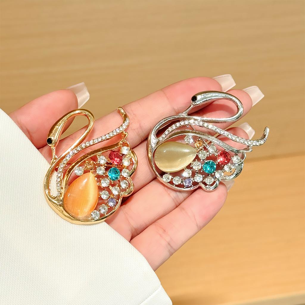 Korean Anti-Light Retro Drip Corsage Alloy Diamond-Encrusted Swan Brooch, Advanced Texture Hollow Large Clothes Accessories