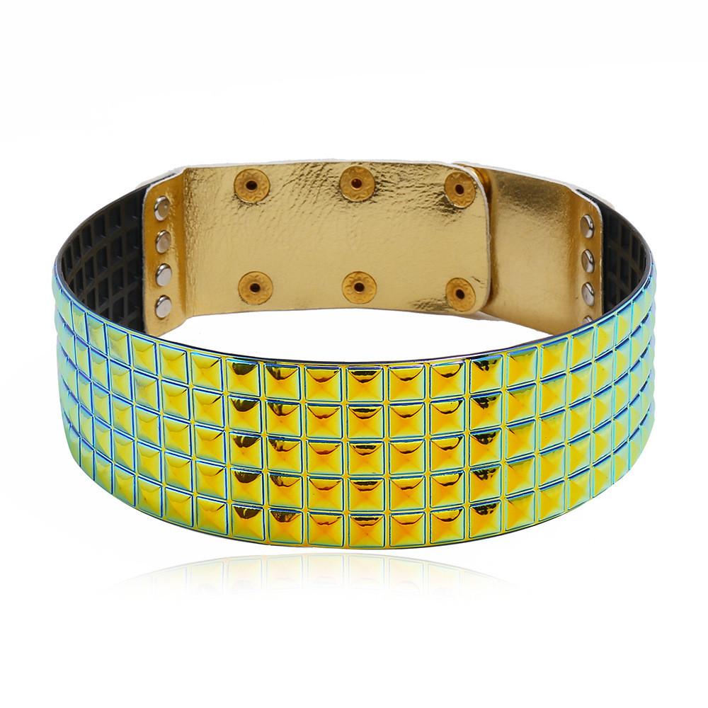 Folkový choker náhrdelník inspirovaný kovem s geometrickým designem pro festivalové nošení