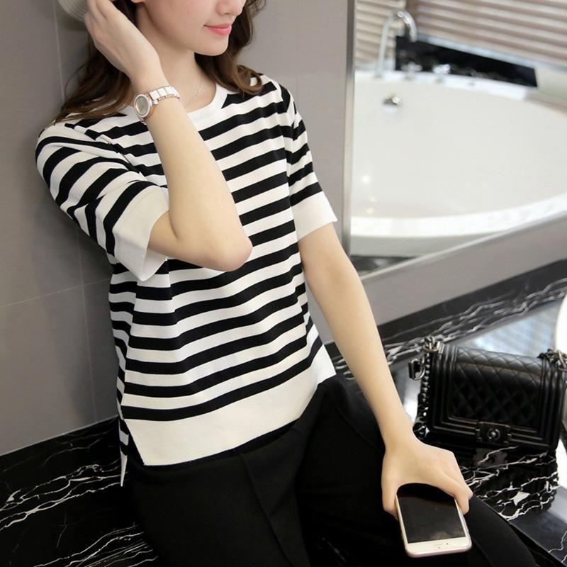 

Loose Large-size Women s Summer Korean Style Base Shirt Striped Round Neck Short-sleeved Slit Top Color-blocking T-shirt Women s Plaid M