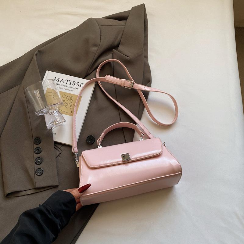 Bag lady 2025 new trendy high-end fashion retro versatile messenger bag spring and summer small bag portable small square bag