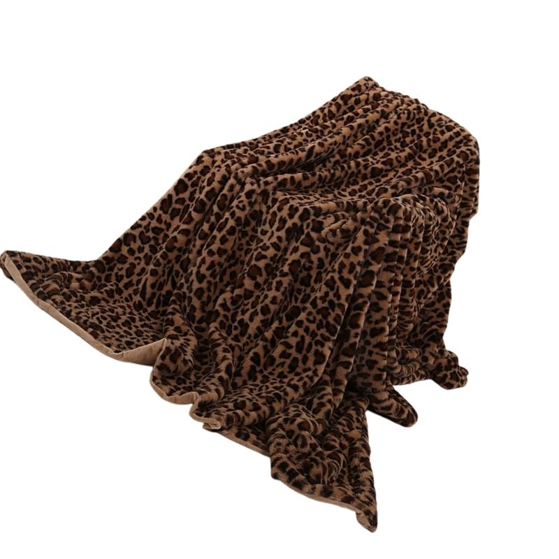 Skin Friendly Polyester Fleece Blanket Leopard Pattern Double Layer Thick for Sensitive Individuals