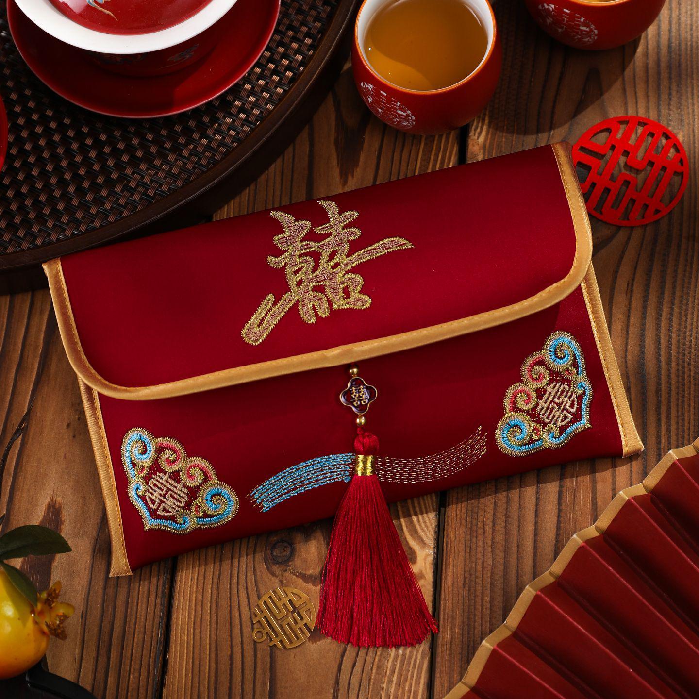 

Luxury Embroidery Red Envelope for Weddings, Tea Ceremonies & Meetings - Free Shipping Available Holds 50-200 new bills, 1 piece with money band
