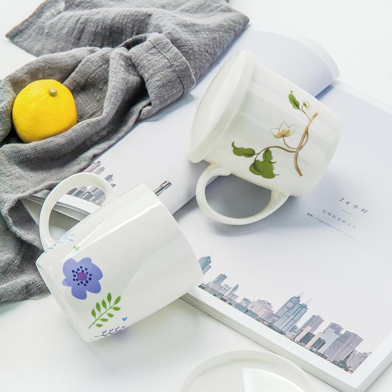 White Bone China Coffee Cup New Household 310ml Flower Pattern Overglaze Color Mugs with Lid High Aesthetic Milk Oats Cup