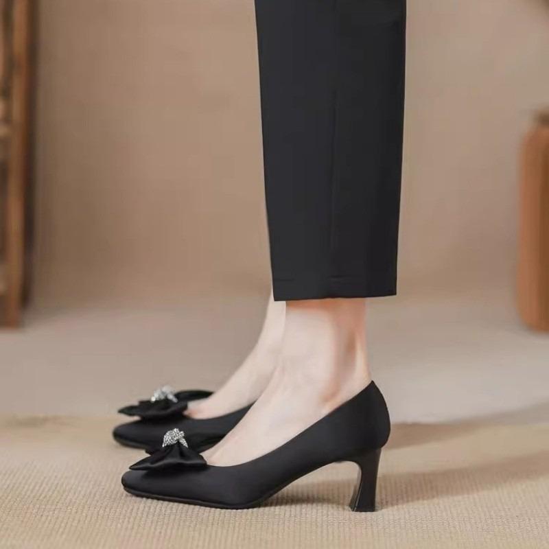 High heels women's new autumn stiletto bow versatile non-grinding feet shallow mouth pointed head black single shoes women