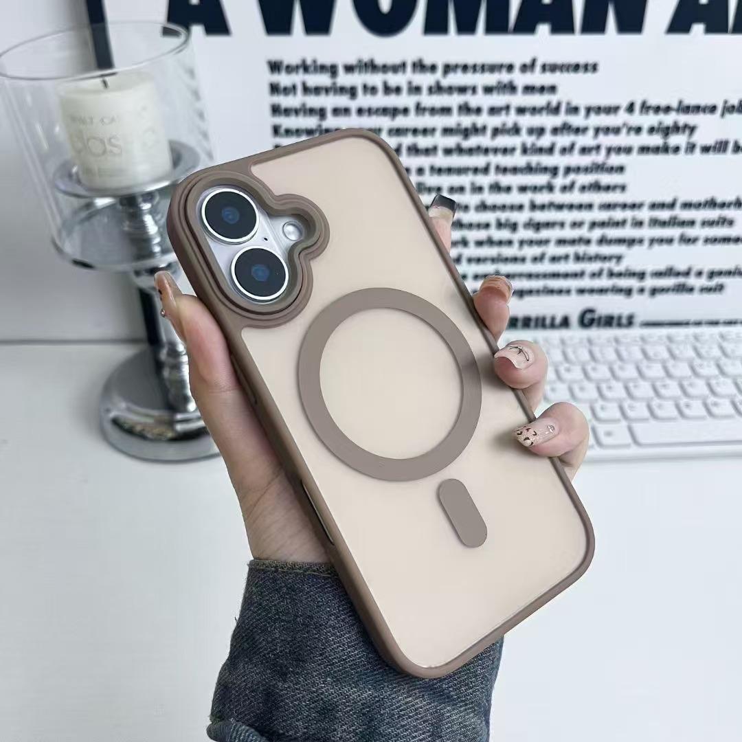 

Apple 17 Gold Shield Large Hole Magnetic Suction Mobile Phone Case Apple 16promax Matte Protective Cover 14 iPhone 17