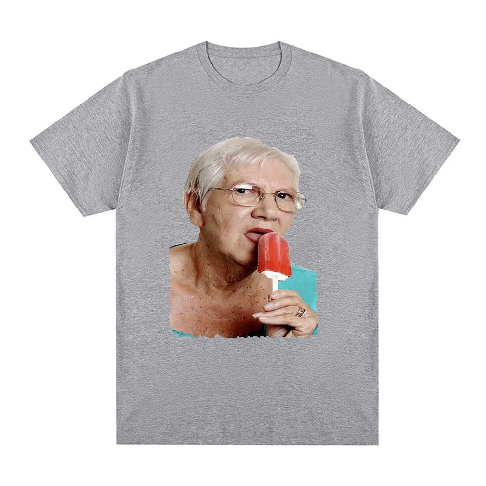 Creative and Funny Grandma Licking Red Popsicle Tshirt Cute Grandma Ice Cream Tshirtcasual Oversized Tshirt Suitable for Unisex