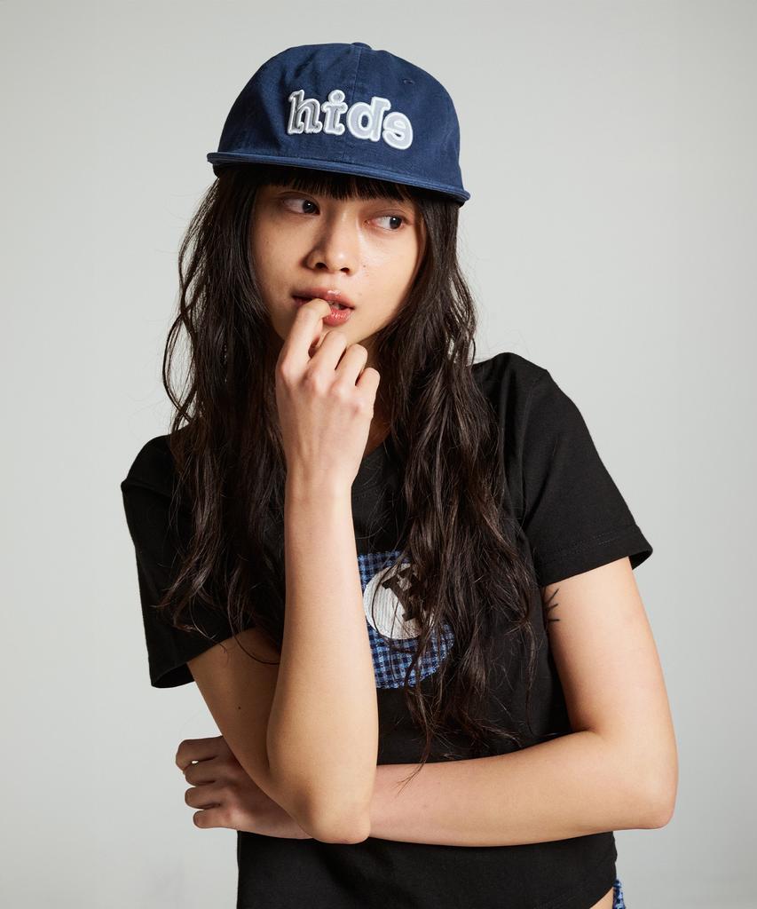 HIDDEN BEHIND Hide 6-Panel Vintage Cap (Navy)
