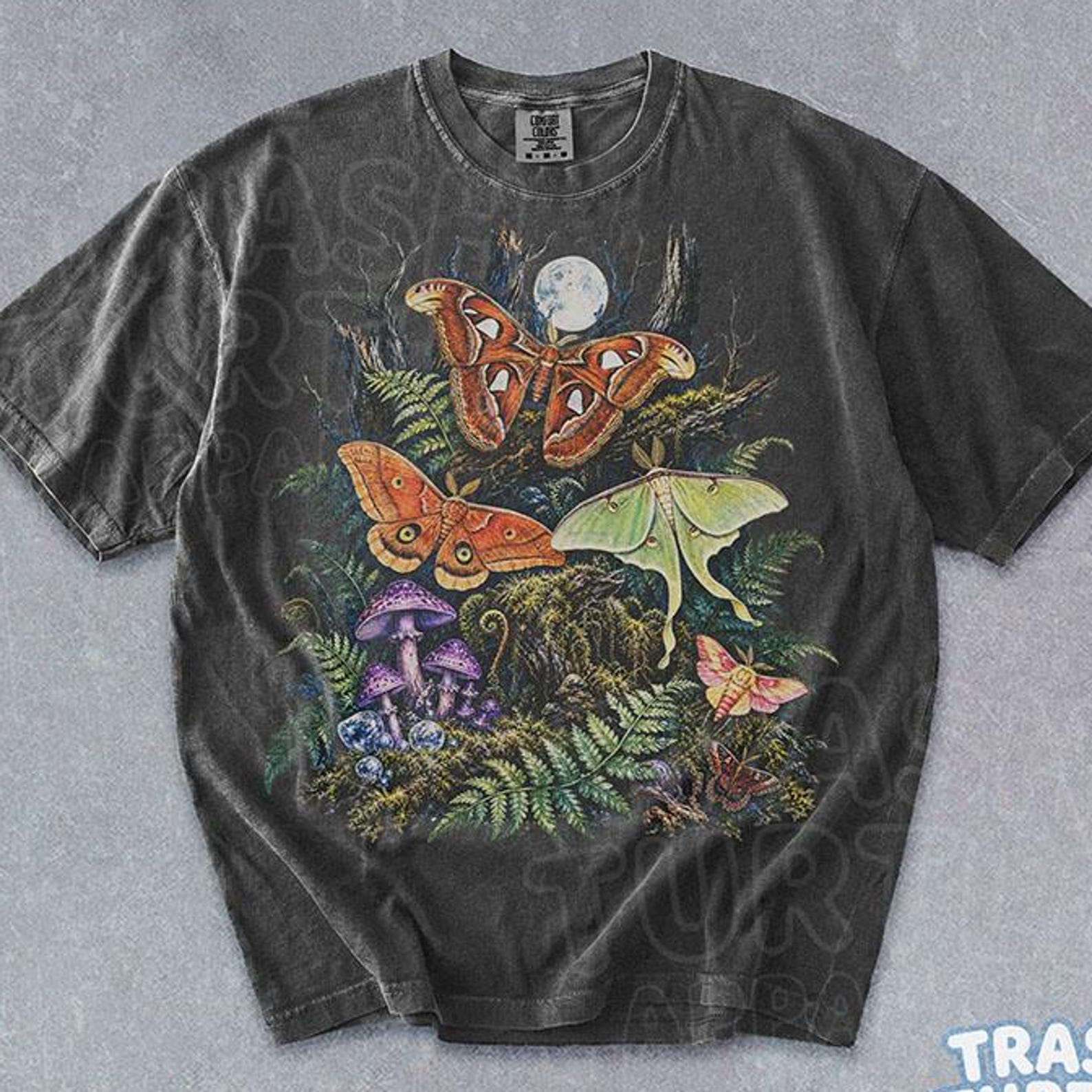 Retro Moth & Mushroom Shirt Cottagecore Luna Moth Graphic TShirt Mystical Forest Nature T-shirt Botanical Graphic Tee 4XL