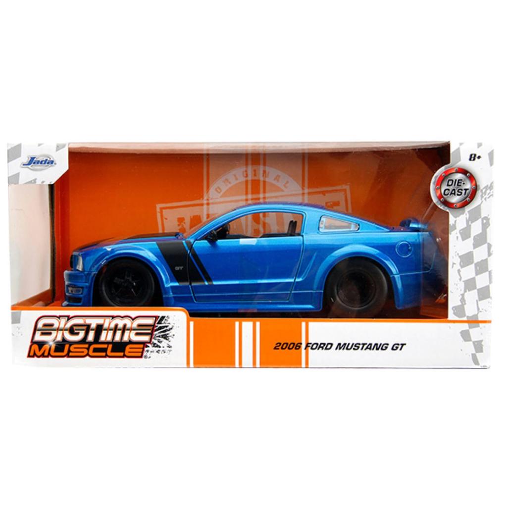 JADATOYS Scale BTM 2006 Ford Mustang GT Diecast Model American Car Collection with Opening and Closing Gimmick 1/24 Car, [Used]