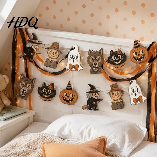 Haunted House Supplies 12Pcs Vintage Halloween Decor Wood Banner Retro Hanging Banner Garland Bunting DIY Party Decorations Decorations Spooky