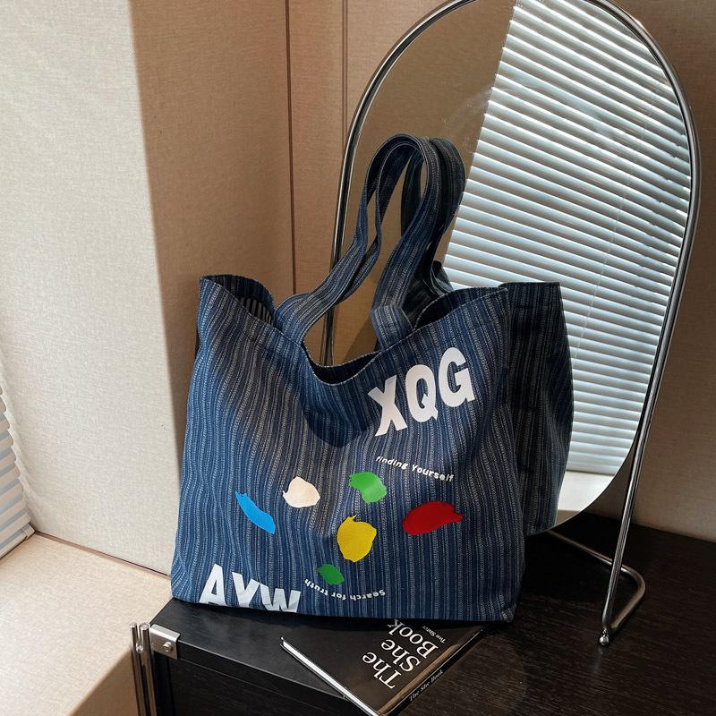 Large Capacity Denim Bag Women's New Fashion Striped Versatile Shoulder Bag Going Out Commuting Tote Bag