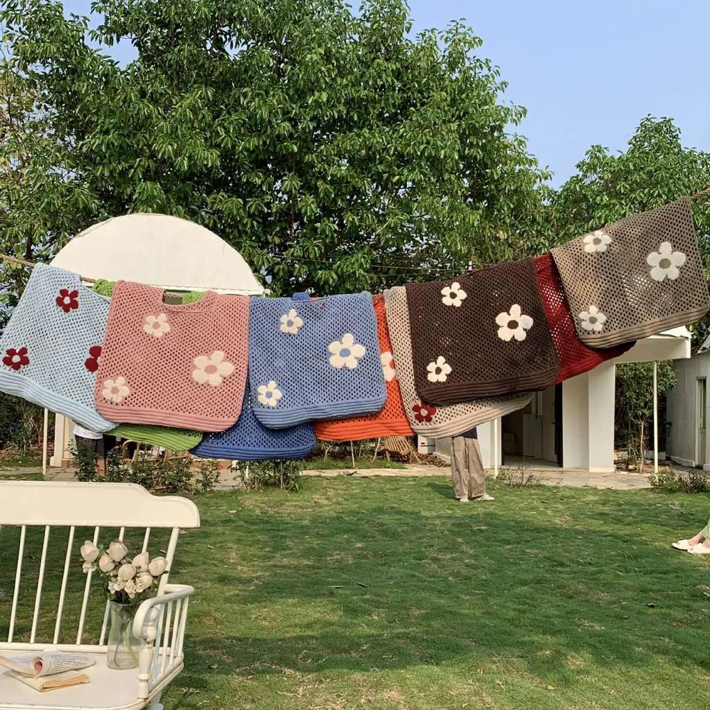 New Simple Retro Shoulder Bag Handbag for Women Fashion Sweet Flower Hollow Tote Bag