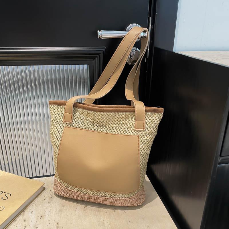 

Women S Woven Straw Beach Bag Water-Repellent Pu Panel Tote With Magnetic Closure For Vacation And Seaside Shoulder Bag