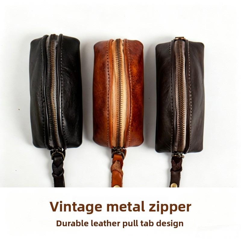 The new retro key bag has a simple personality, and the car key bag is for men and women.