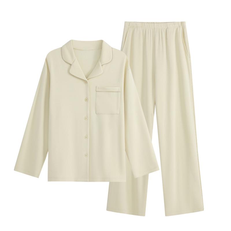 

Women s High-End Fleece-Lined Thermal Pajamas Set: German Velvet Long-Sleeve Top & Pants for Autumn/Winter, Suitable for Outdoor Wear L