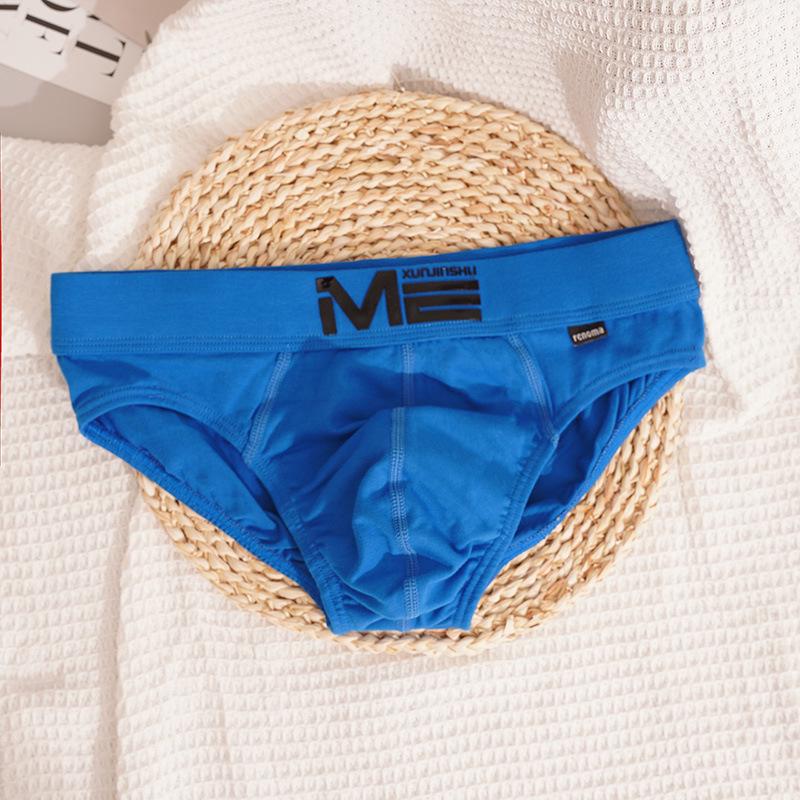 2025 Popular Men's Seamless Cotton Breathable Mid-Waist Sporty Briefs for Teenagers.