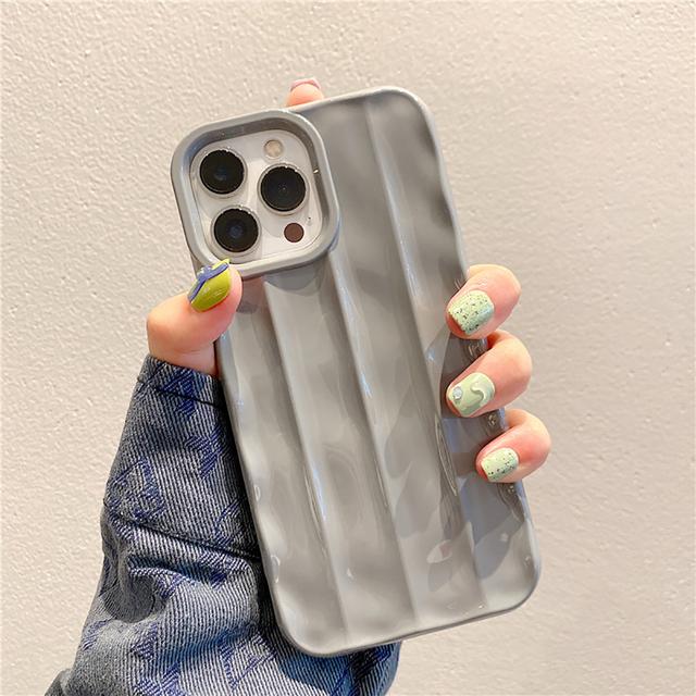 

Роскошный однотонный плиссированный чехол в 3d полоску для Iphone 13 12 11 14 Pro Max Xs Xr X Plus противоударный бампер с волнистой рамкой, чехол для телефона